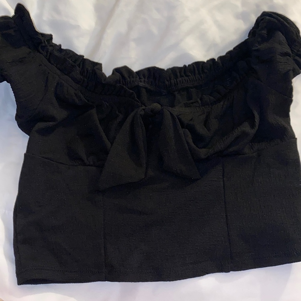 cropped short sleeve